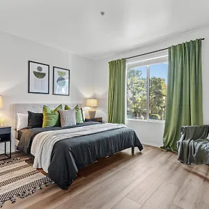Luxury 2bdr In The Center Of Marina Del Rey Apartment