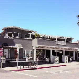 3* Otel The Rose